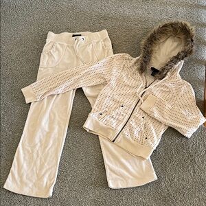 L.A. Kitty Stylish Cream Velour Hoodie and Pants Set with Fur Trim